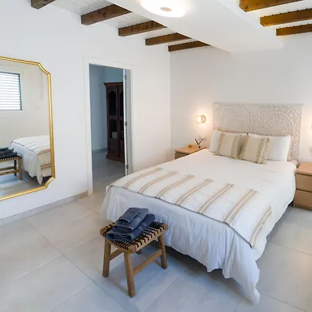 Casa Marlena - Private Terrace- 4 Min To The By Lanzarote