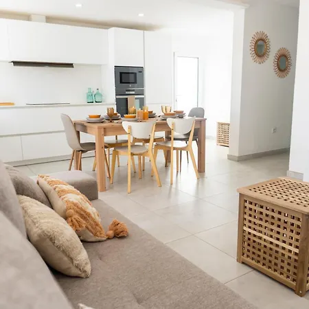 Casa Marlena - Private Terrace- 4 Min To The By Lanzarote