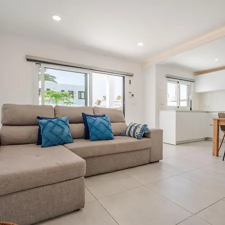 Villa Casa Marlena - Private Terrace- 4 Min To The By Lanzarote Puerto del Carmen (Lanzarote)