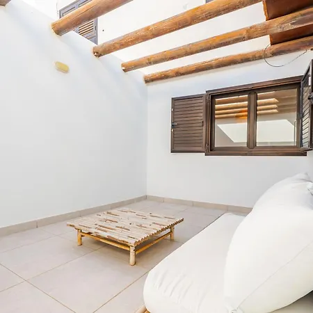 Villa Casa Marlena - Private Terrace- 4 Min To The By Lanzarote *