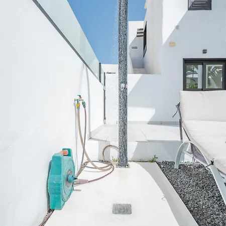 Villa Casa Marlena - Private Terrace- 4 Min To The By Lanzarote *